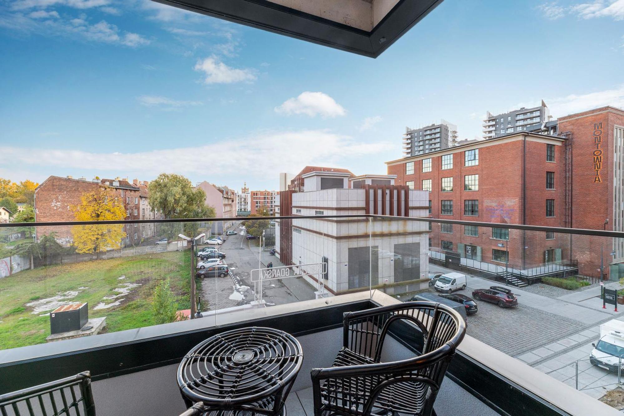 Doki Living - Foodhall & Parking By Downtown Apartments Gdansk Bagian luar foto
