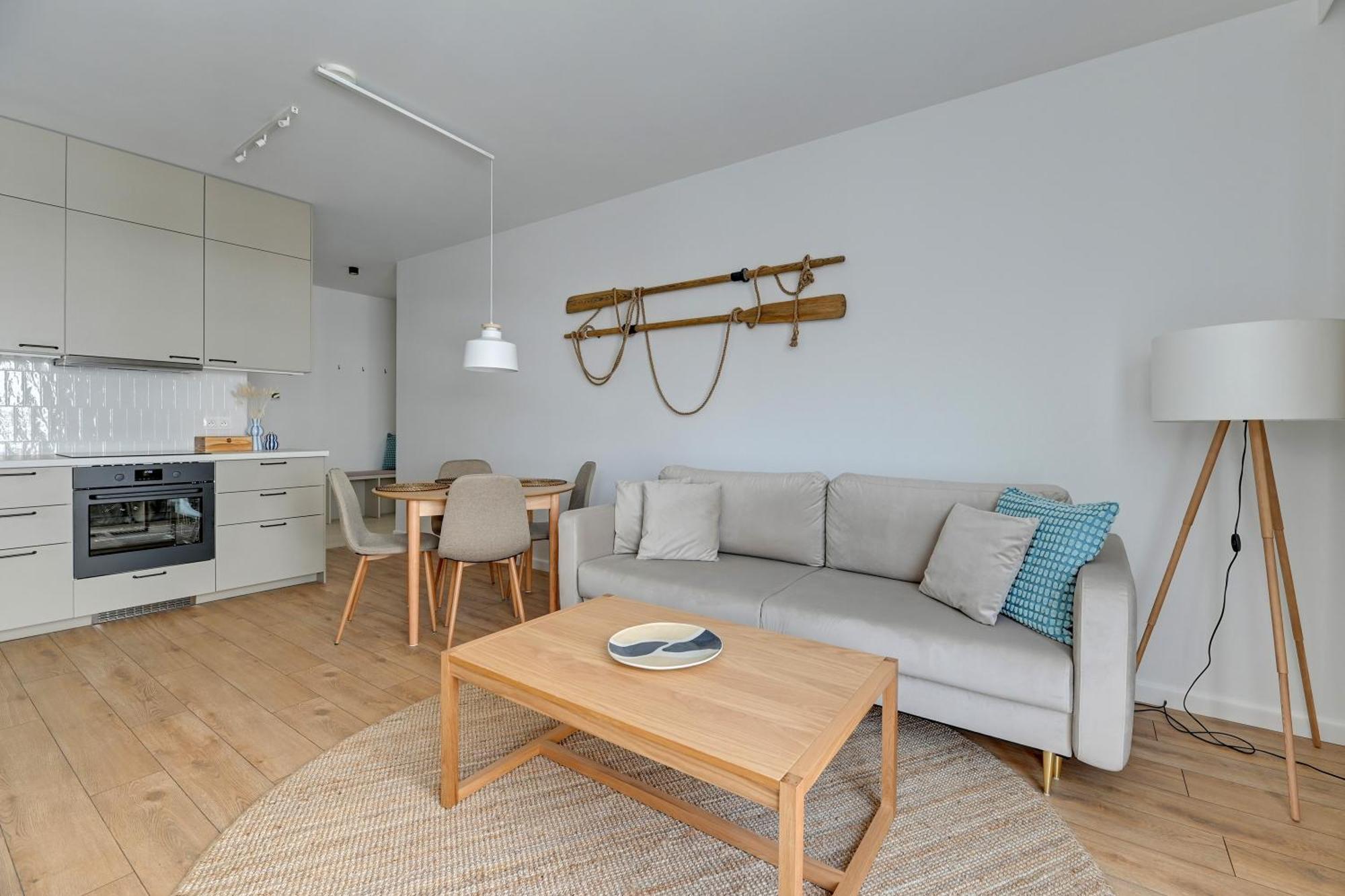 Doki Living - Foodhall & Parking By Downtown Apartments Gdansk Bagian luar foto