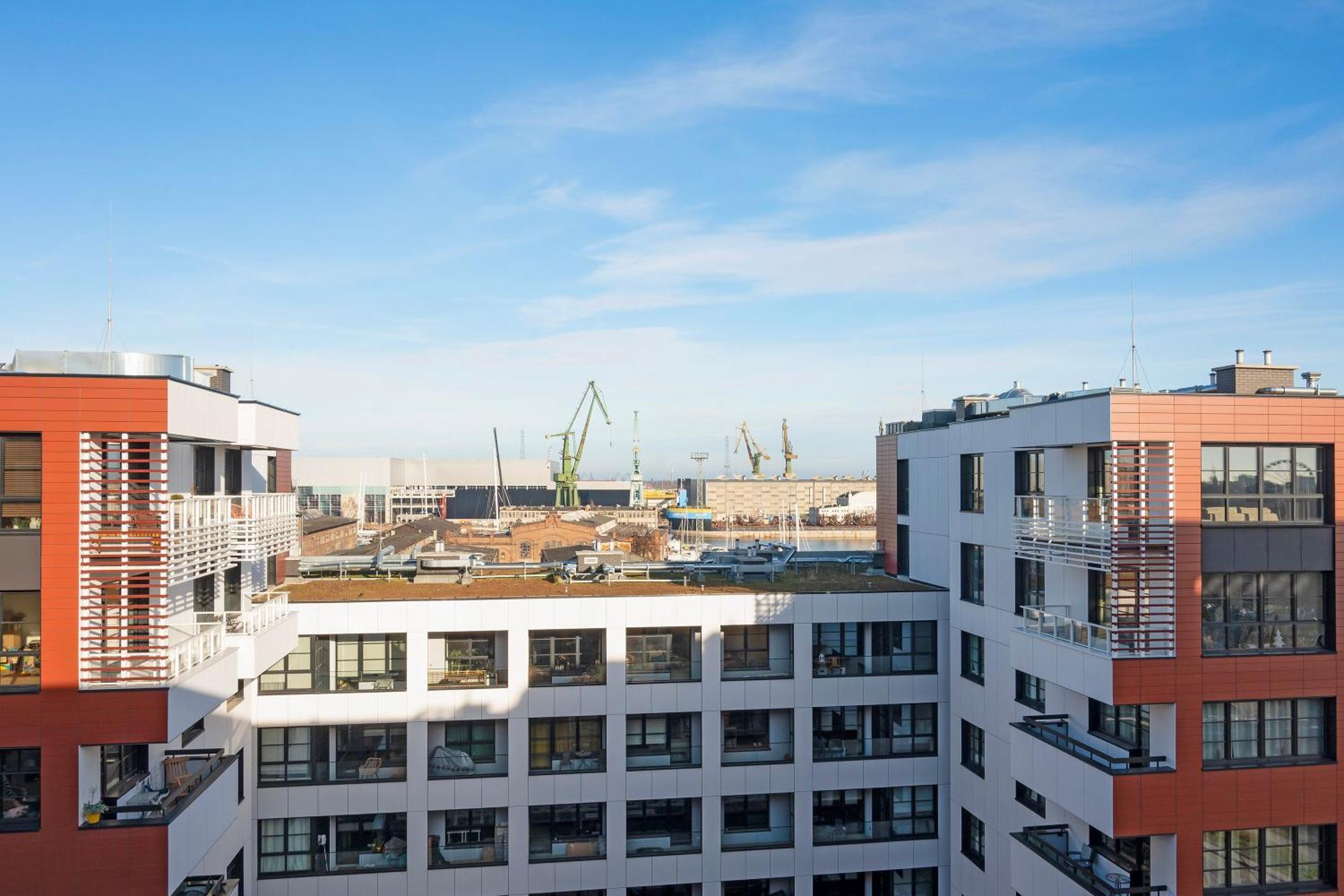 Doki Living - Foodhall & Parking By Downtown Apartments Gdansk Bagian luar foto