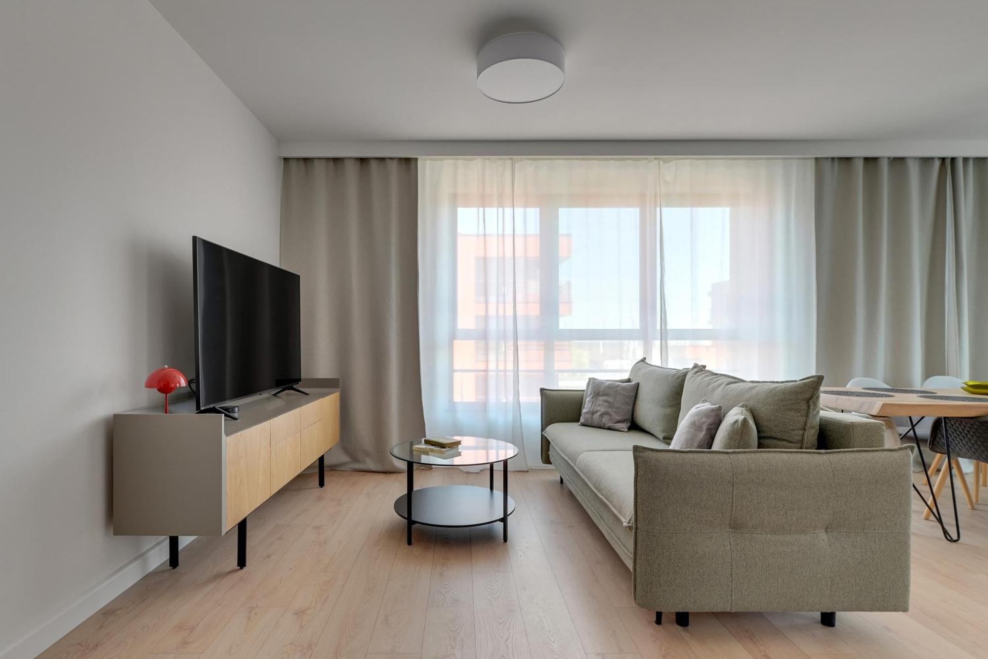 Doki Living - Foodhall & Parking By Downtown Apartments Gdansk Bagian luar foto
